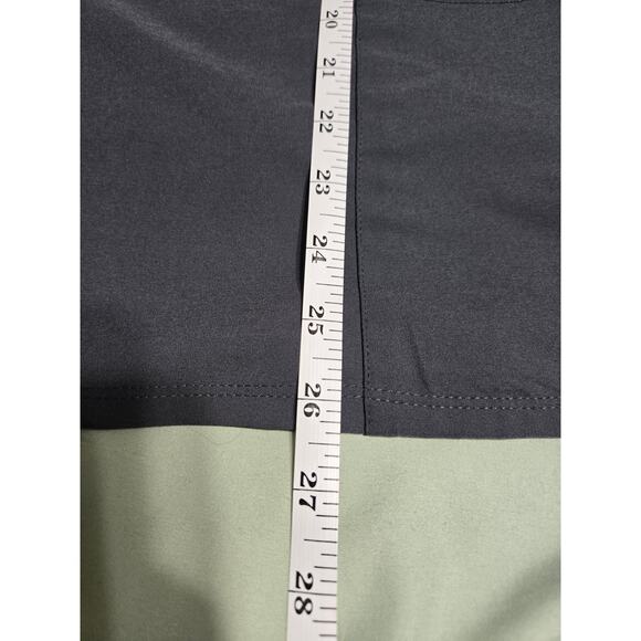 Medcouture m women's charcoal grey scrub top - Picture 9 of 9